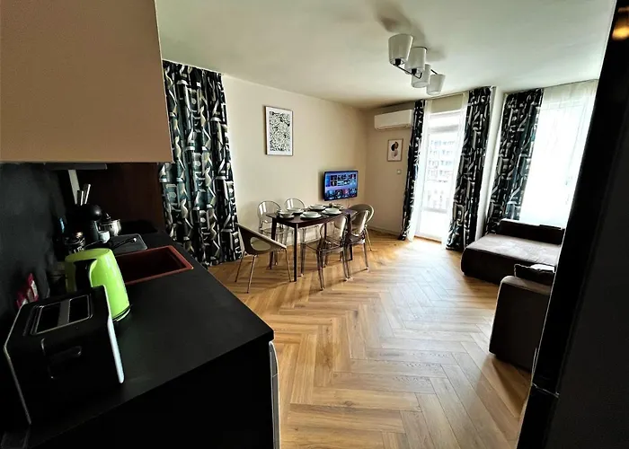 Апартамент Bravo 5 *