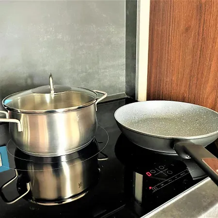 アパート Bravo 5 *